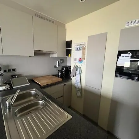 A Cozy With A Sleeping Area And A Fantastic Sea View T43 * Οστένδη