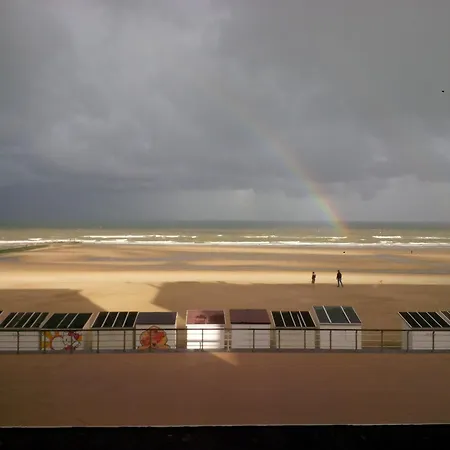 A Cozy With A Sleeping Area And A Fantastic Sea View T43 Apartament