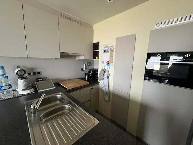 A Cozy With A Sleeping Area And A Fantastic Sea View T43 * オステンド